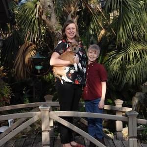 Meet your Posher, Caroline